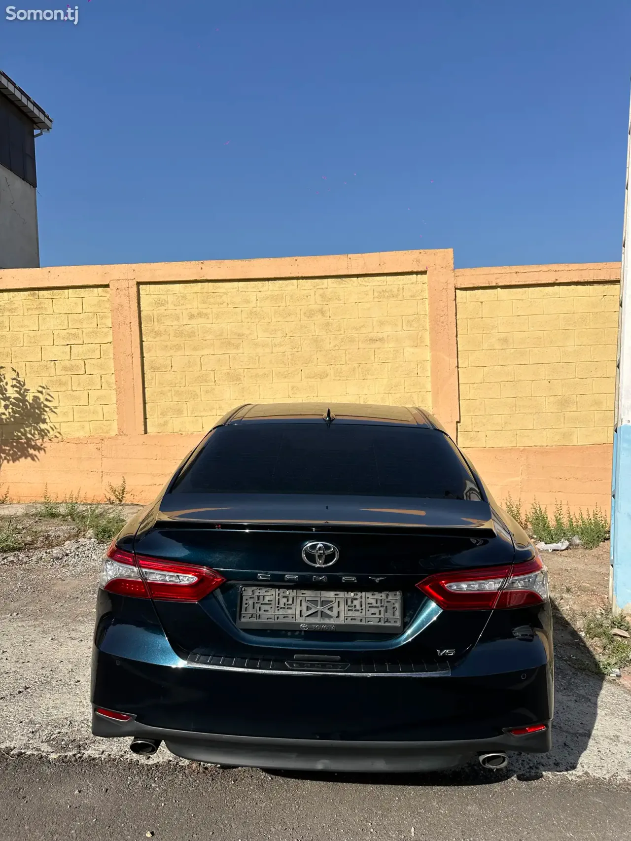 Toyota Camry 2018 · 3.5 AT