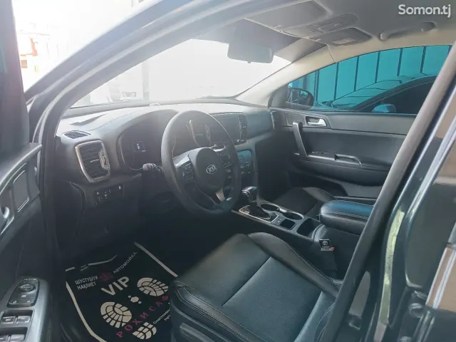 Kia Sportage 2016 · 2.0 AT