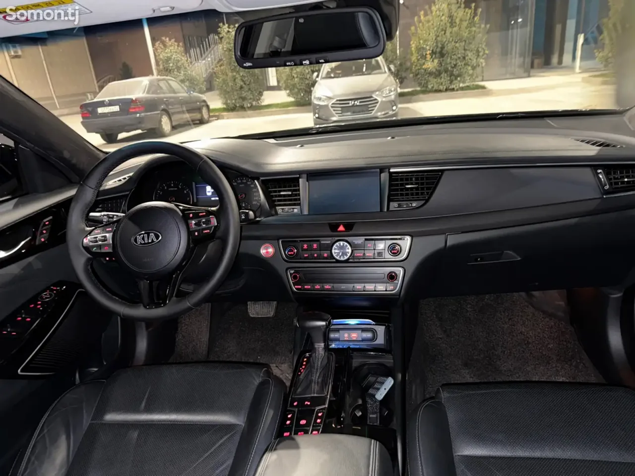 Kia K7 2016 · 2.4 AT