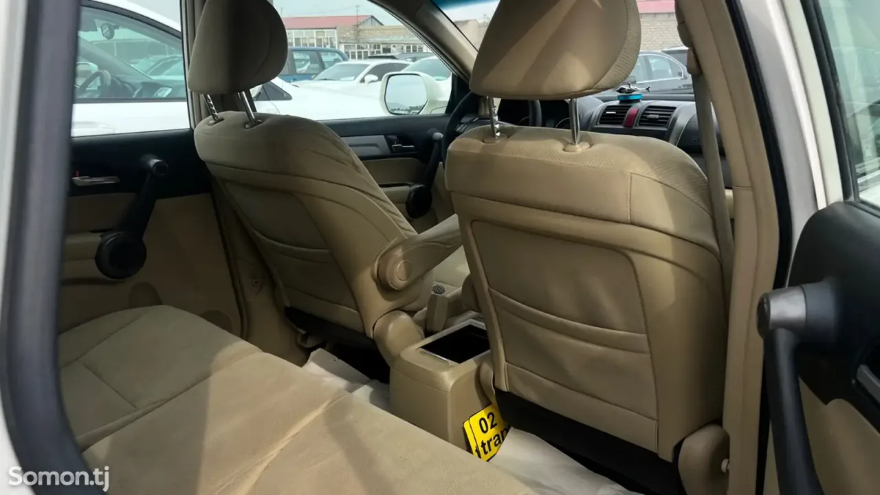 Honda CR-V 2010 · 2.4 AT