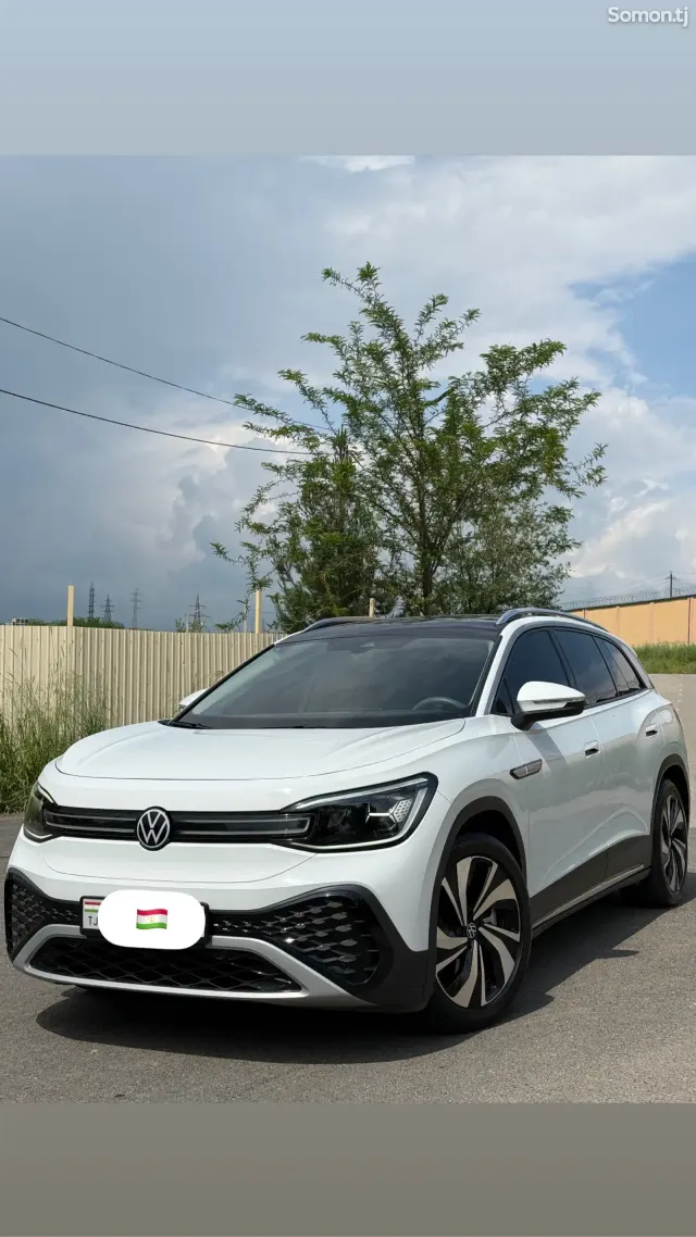 Volkswagen ID.6 2023 · AT