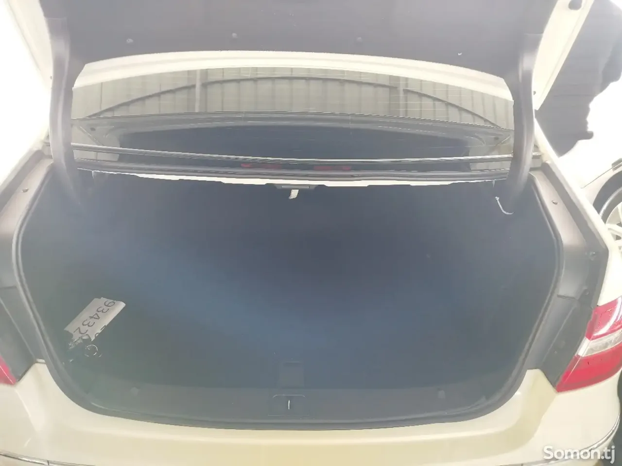 Mercedes-Benz E class 2011 · 2.0 AT