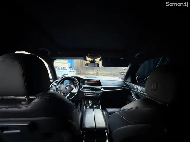 BMW X7 2020 · 4.0 AT