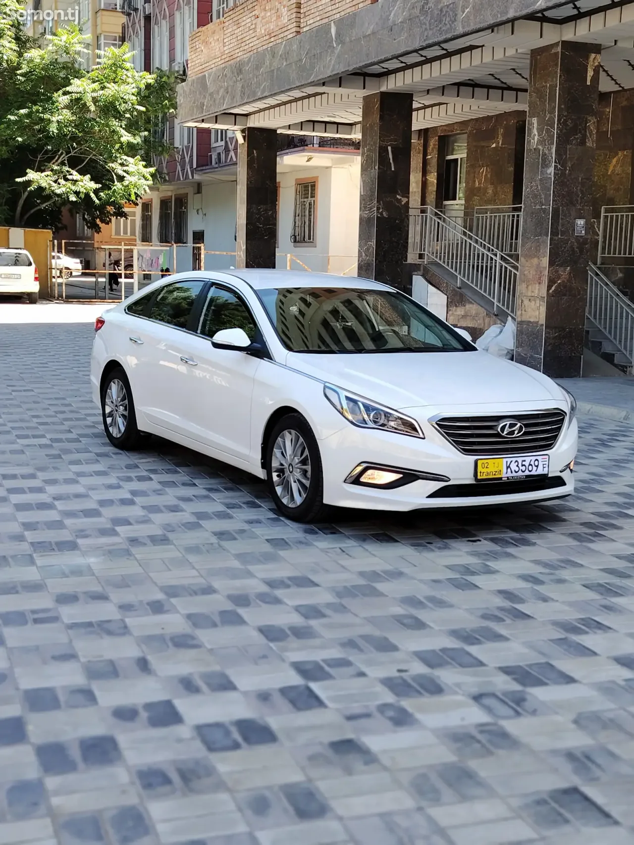Hyundai Sonata 2015 · 2.0 AT