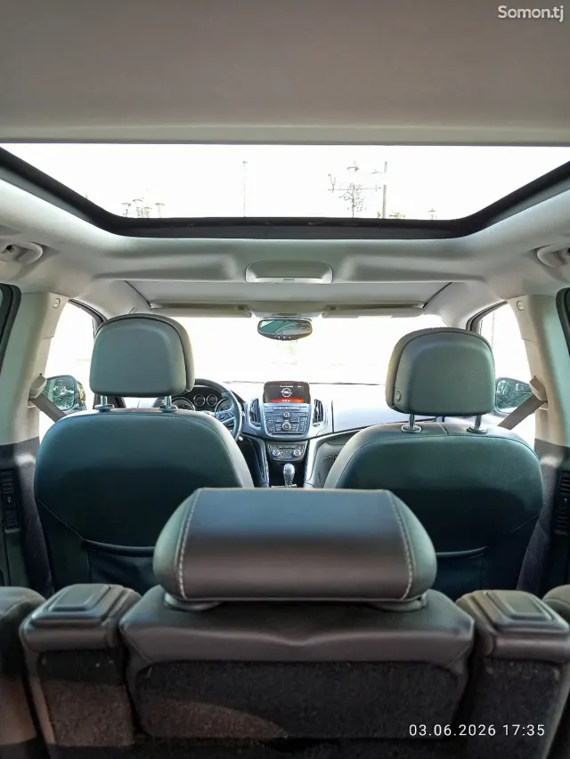 Opel Zafira 2016 · 2.0 AT