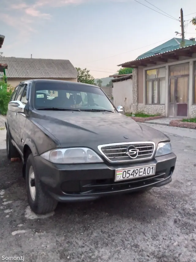 Ssang Yong Musso 1999 · 2.9 MT