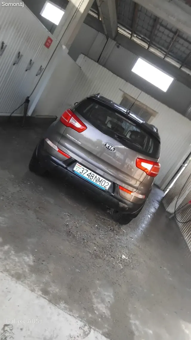 Kia Sportage 2011 · 2.0 AT
