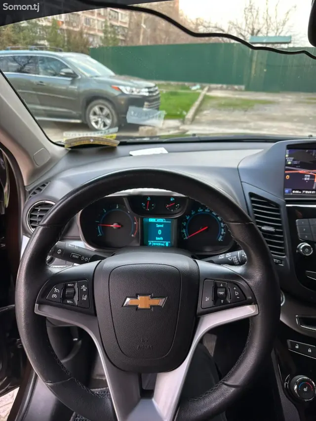 Chevrolet Orlando 2015 · 2.0 AT