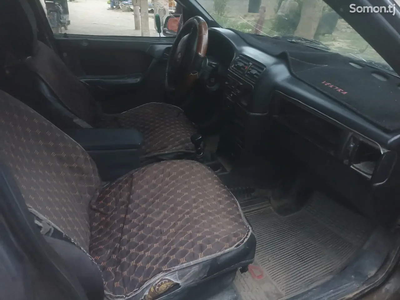 Opel Vectra A 1992 · 1.8 MT