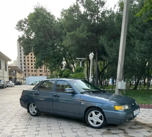 Lada (ВАЗ) 2110 2004 · 1.6 MT