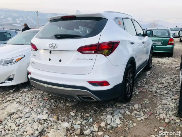Hyundai Santa Fe 2018 · 2.0 AT