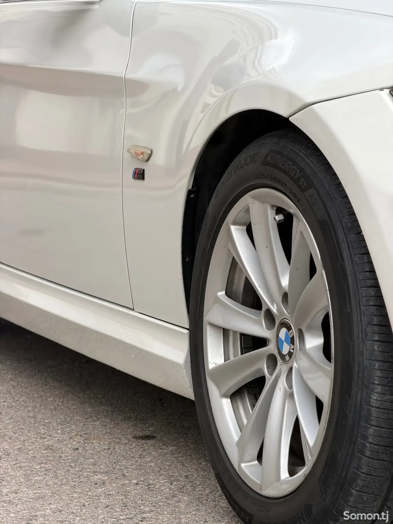 BMW 3 series 2010 · 2.0 AT