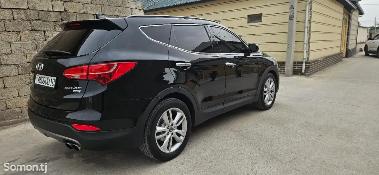 Hyundai Santa Fe 2015 · 2.0 AT