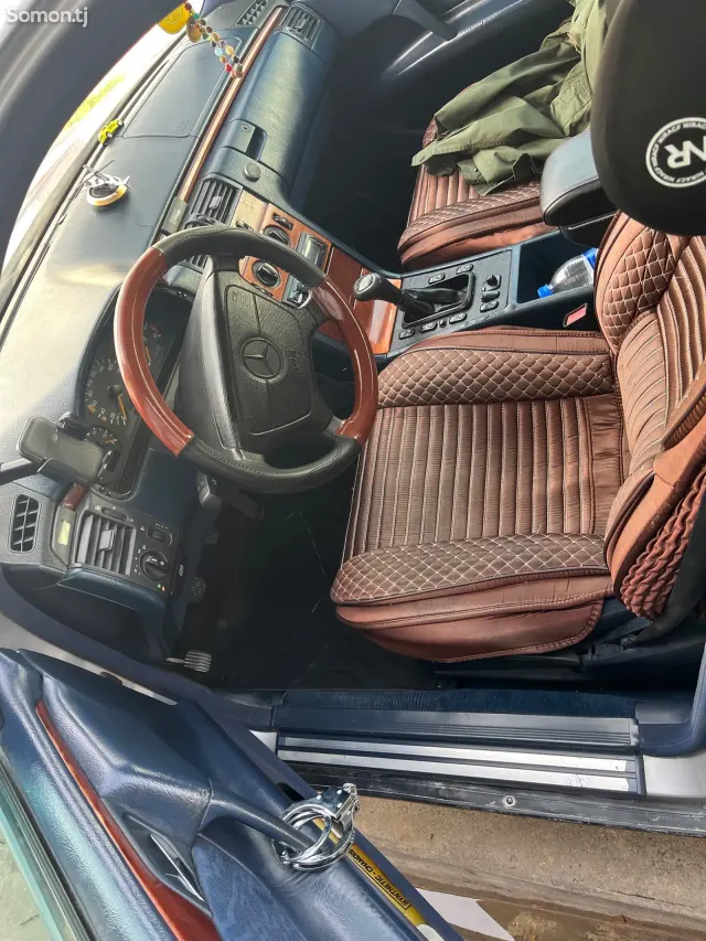 Mercedes-Benz B class 1997 · 2.2 MT