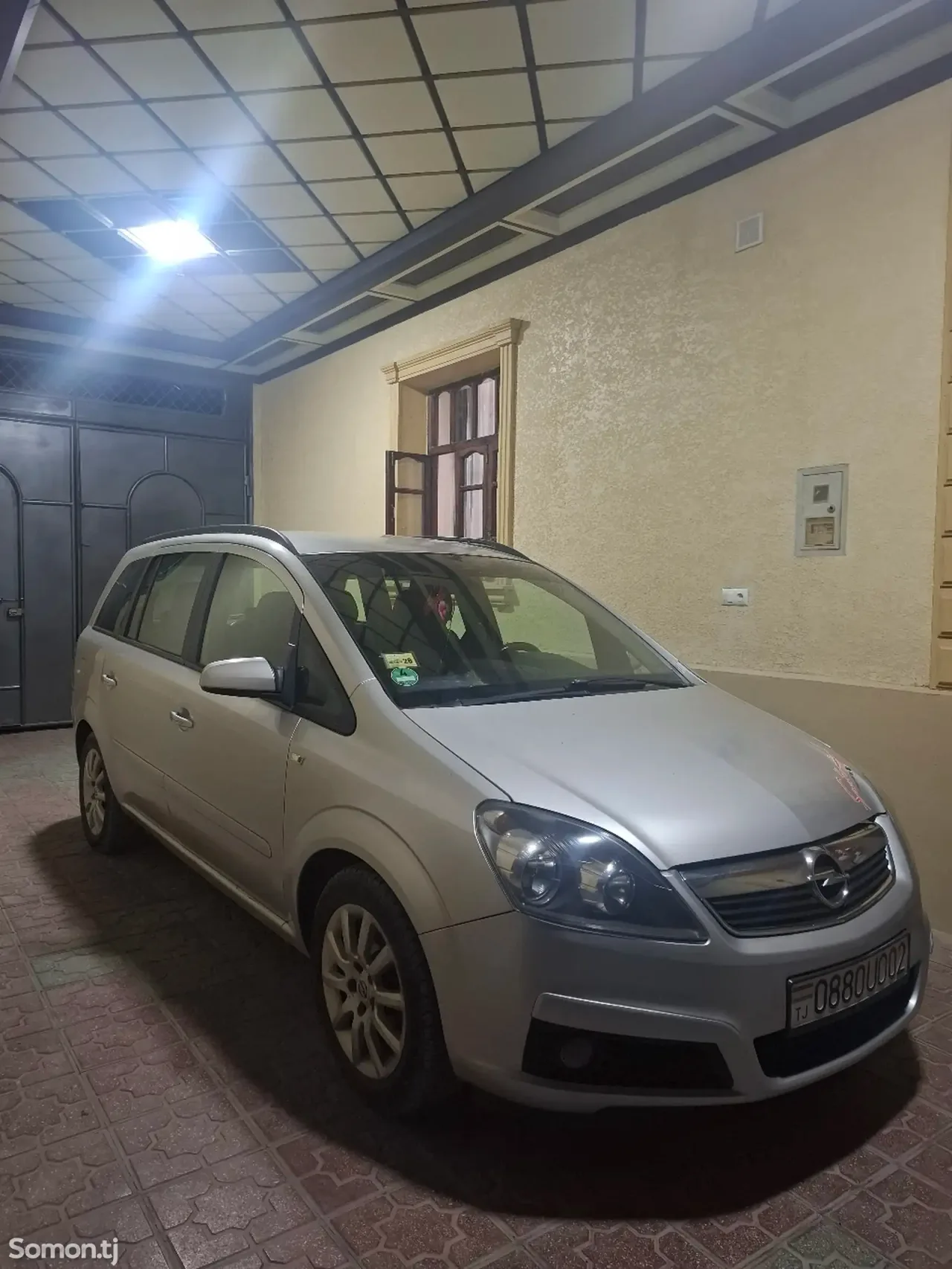 Opel Zafira 2006 · 1.8 MT