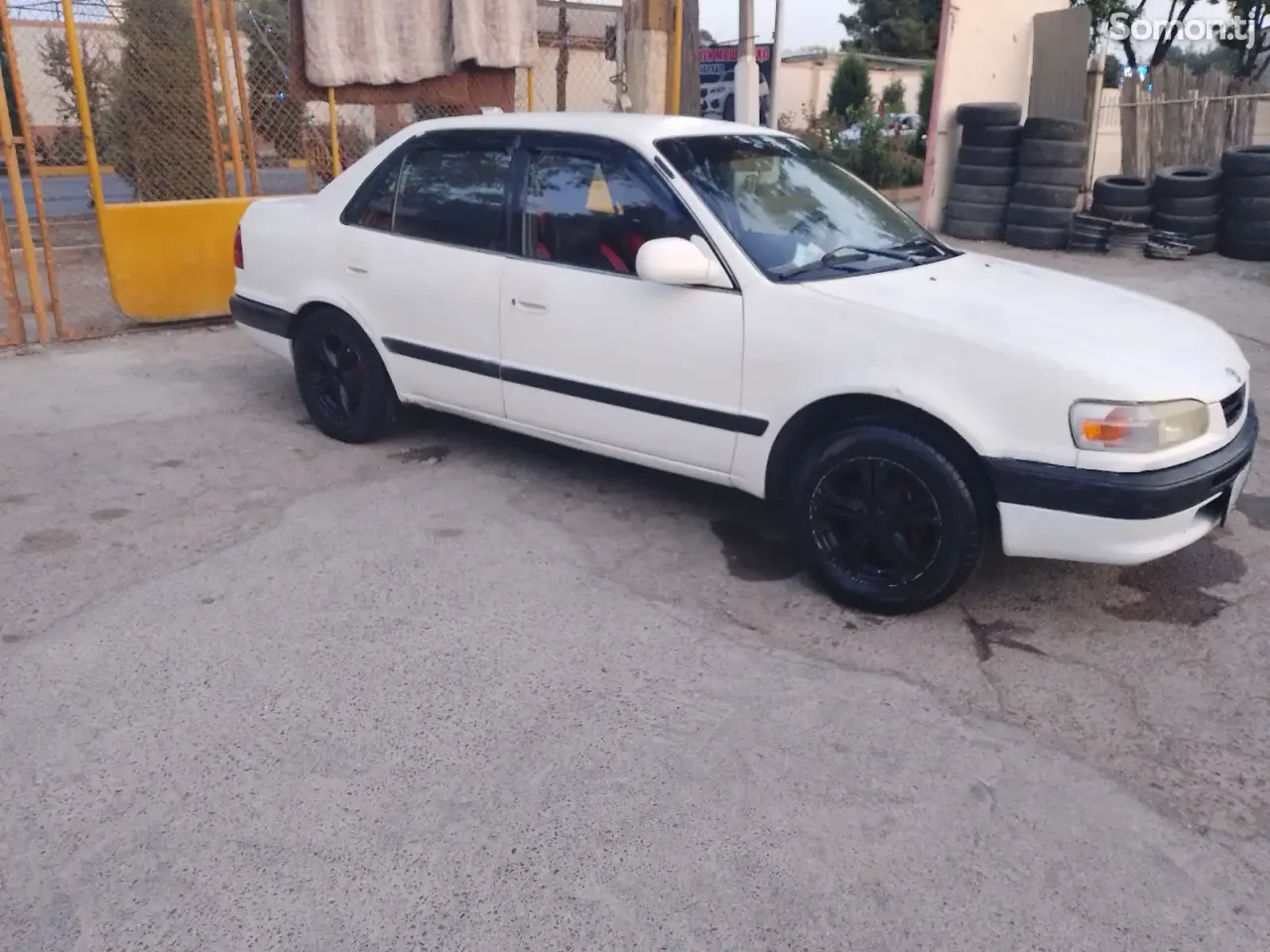 Toyota Corolla 1995 · 1.6 AT