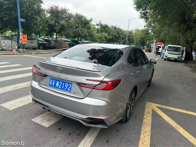 Toyota Camry 2025 · 2.5 AT