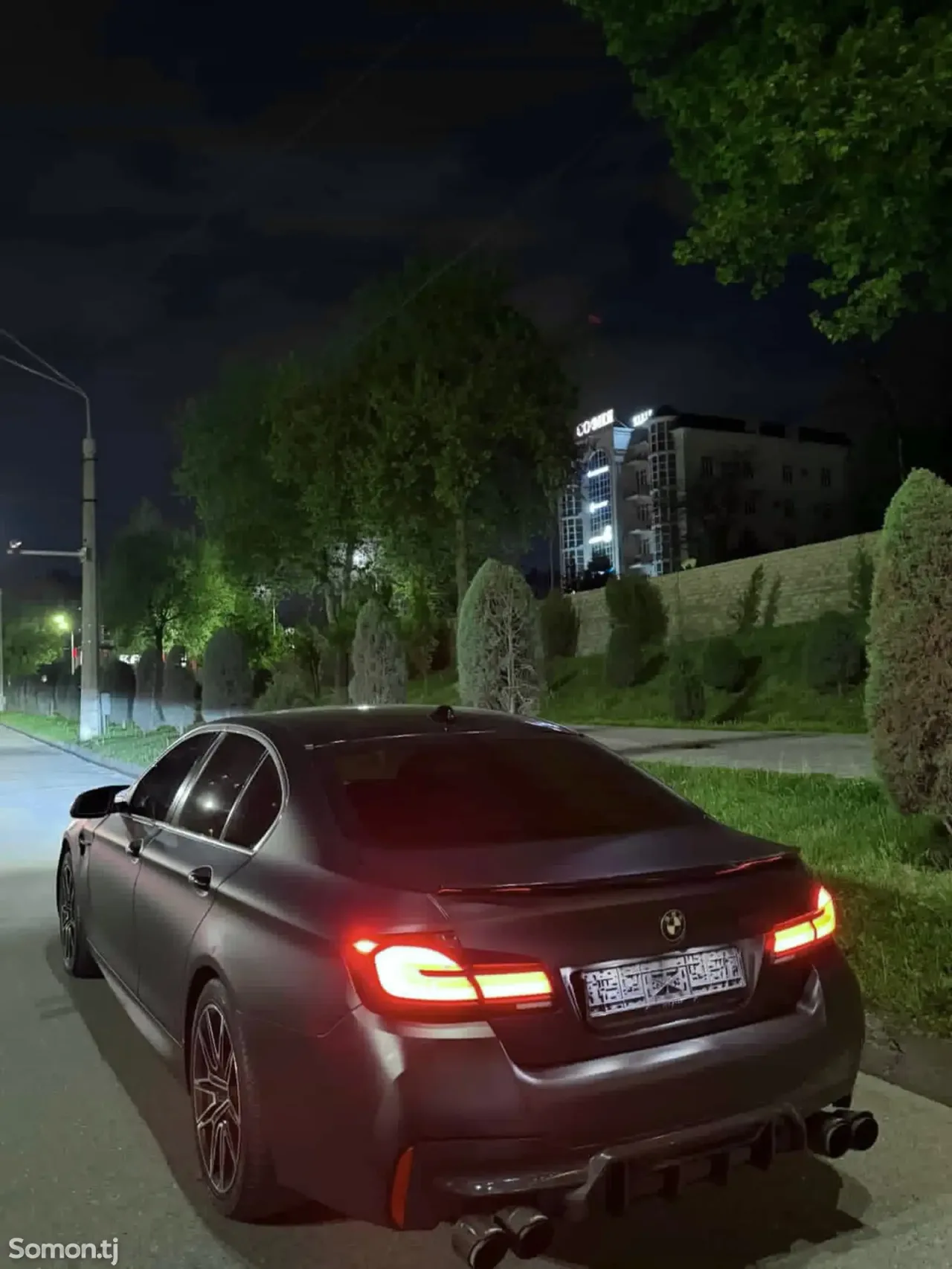 BMW 5 series 2014 · 3.0 AT