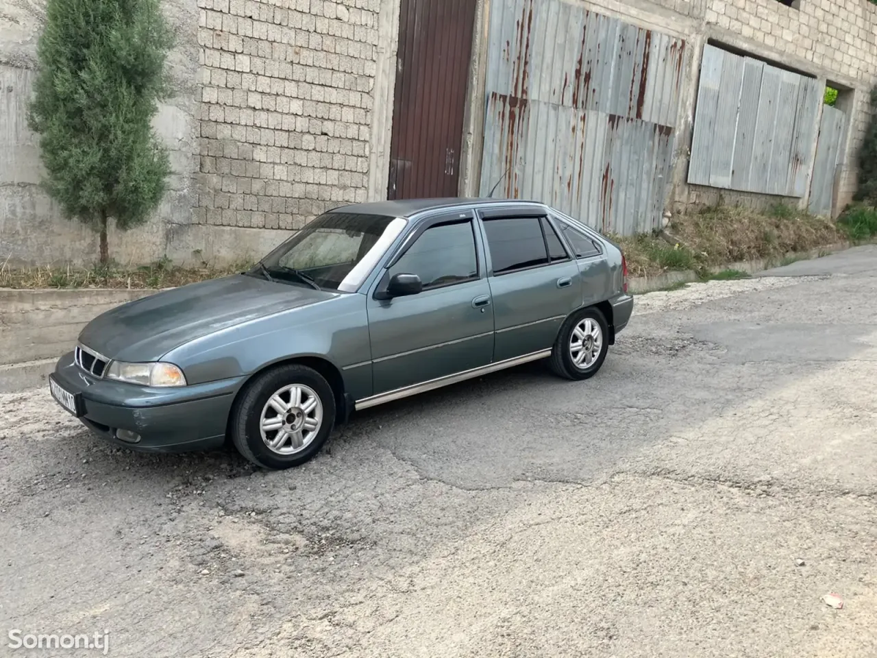 Daewoo Nexia 1995 · 1.6 MT