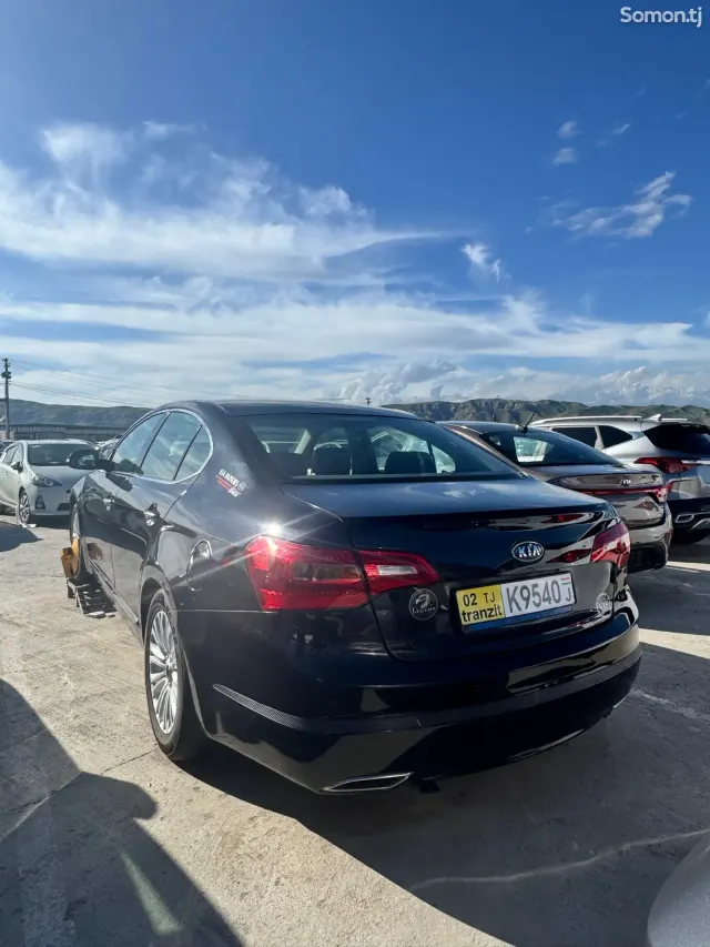 Kia K7 2013 · 2.4 AT