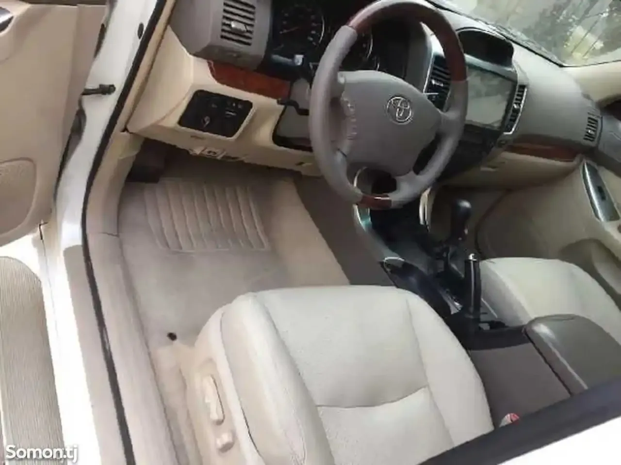 Toyota Land Cruiser Prado 2009 · 4.0 AT