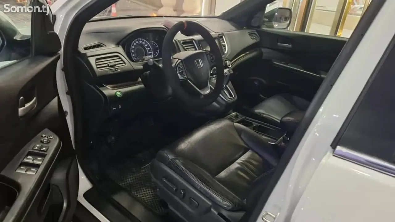 Honda CR-V 2016 · 2.4 AT