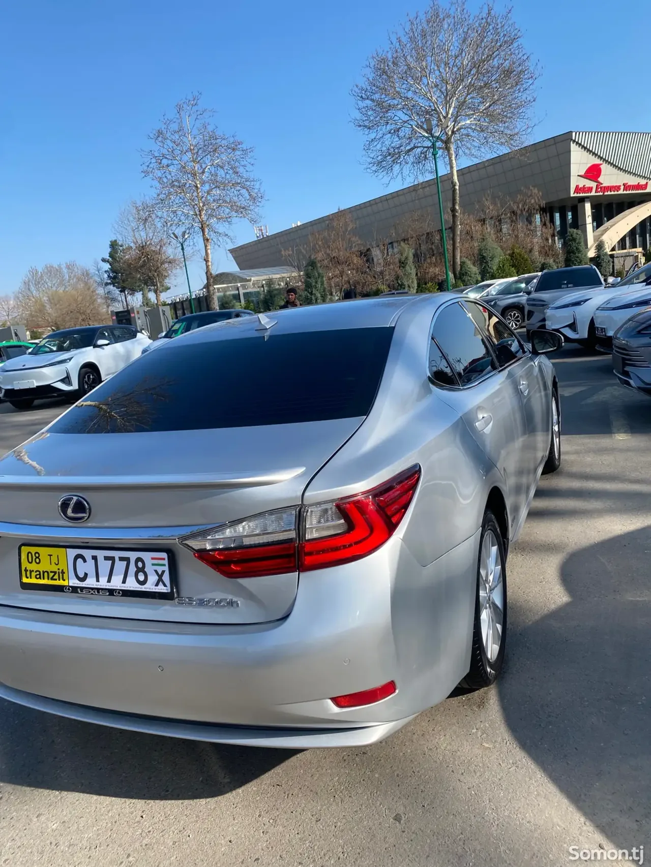 Lexus ES series 2015 · 3.0 AT
