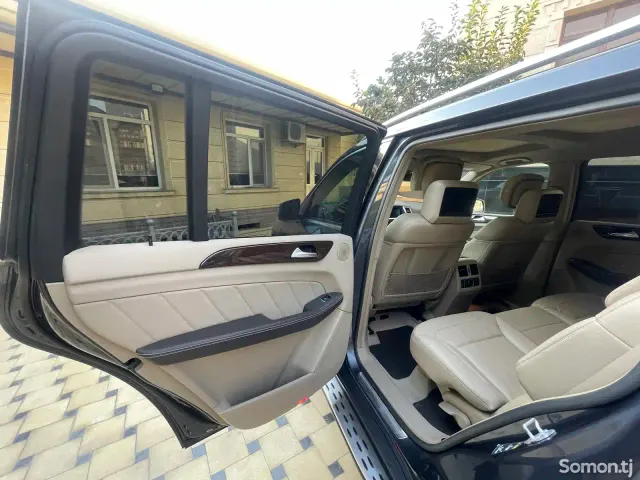Mercedes-Benz GL class 2015 · 3.0 CVT