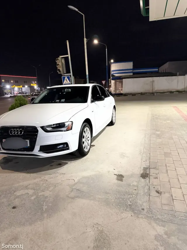 Audi A4 2015 · CVT