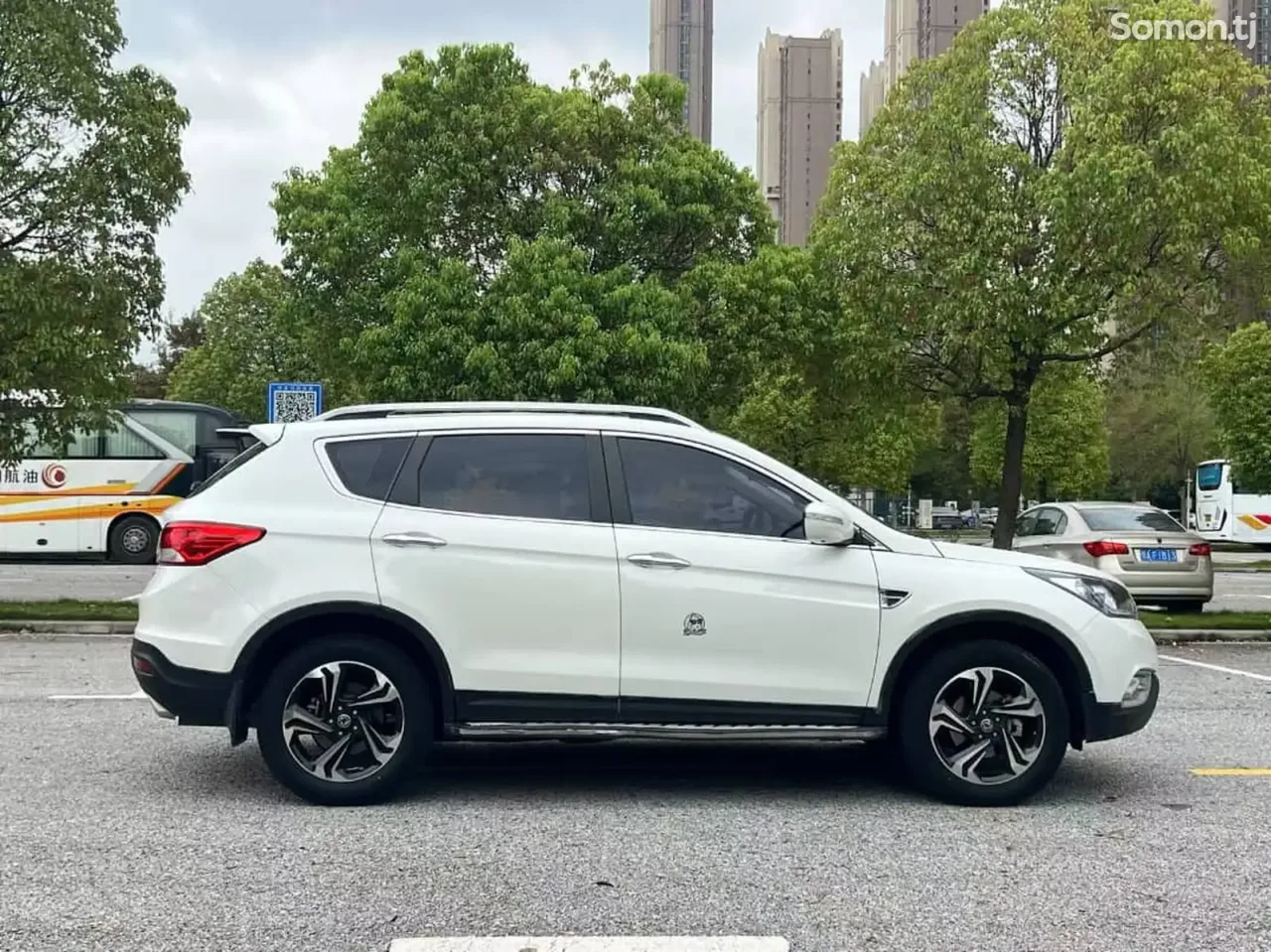 Dongfeng L7 2017 · 2.0 AT