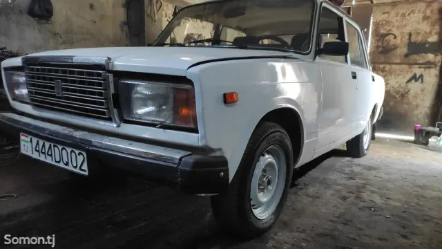 Lada (ВАЗ) 2107 2003 · 1.6 MT