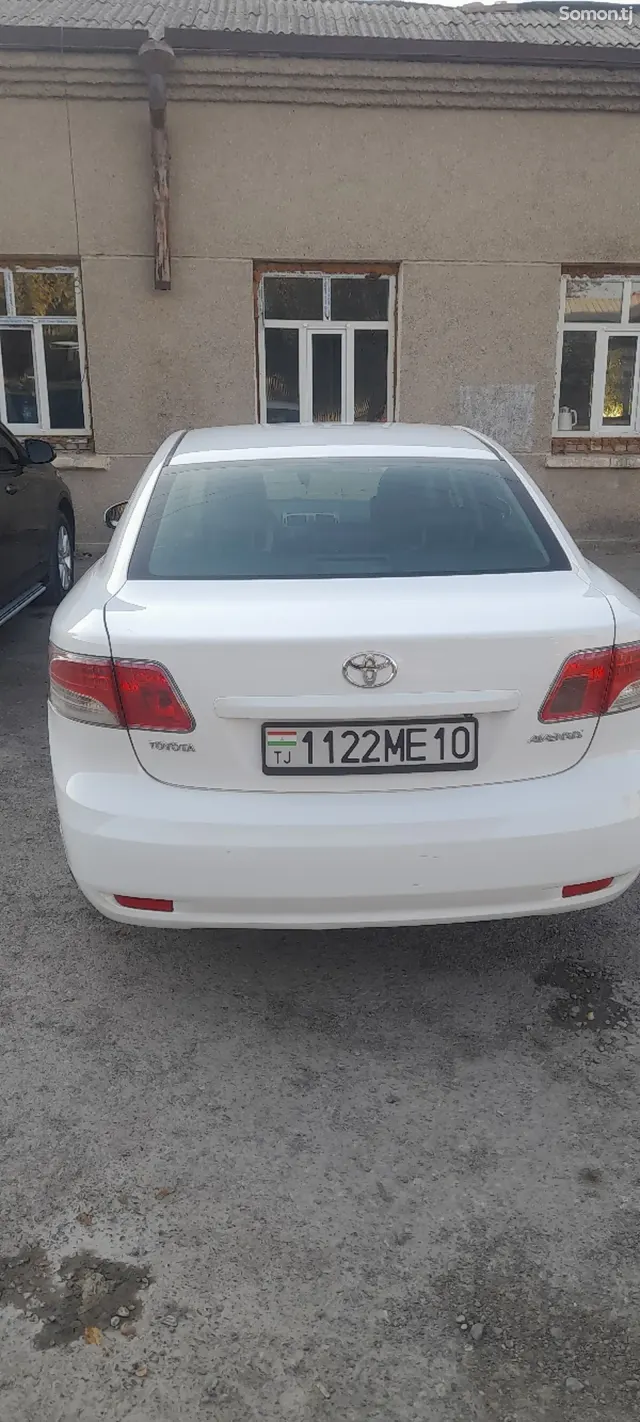 Toyota Avensis 2012 · 1.8 AT