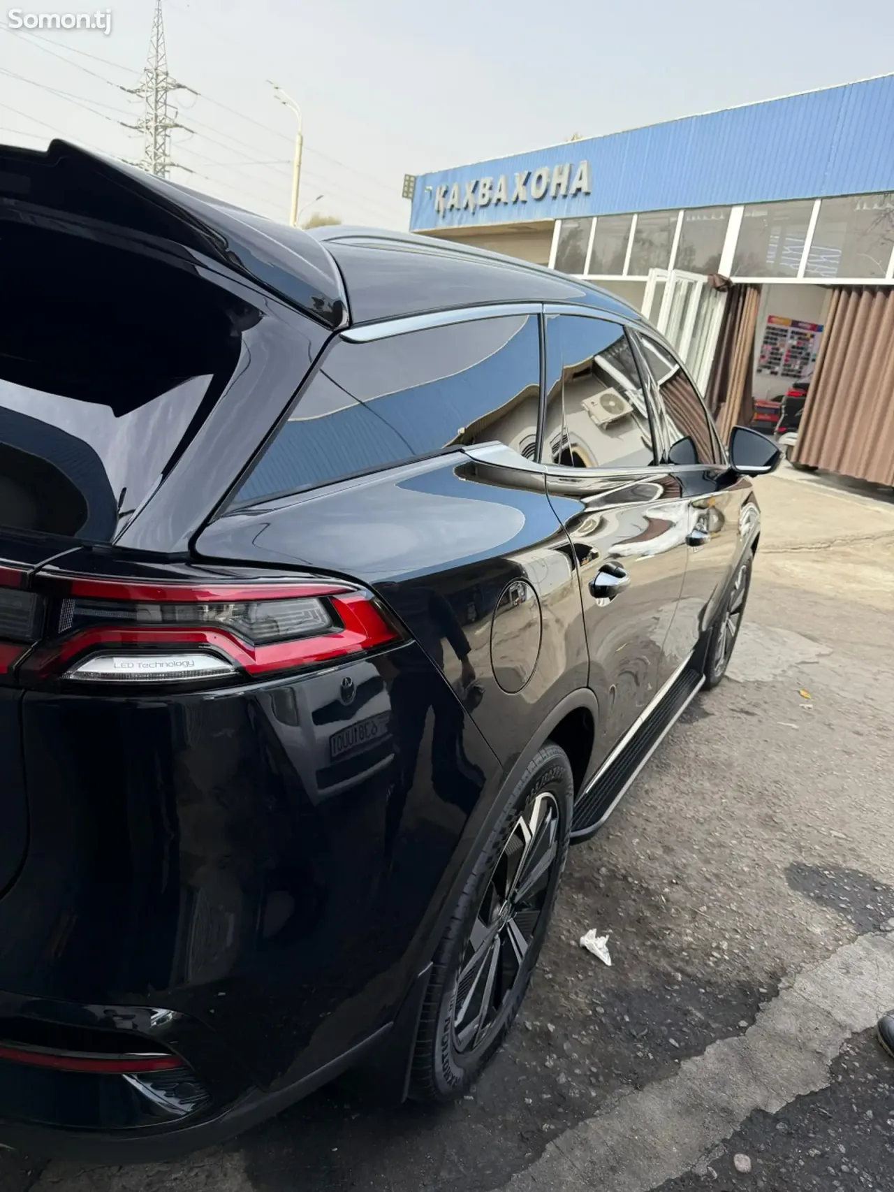 BYD Tang 2023 · AT