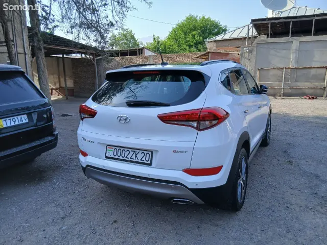 Hyundai Tucson 2017 · 1.7 AT