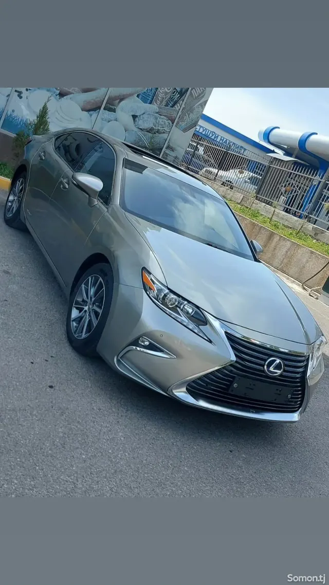 Lexus ES series 2016 · 3.0 AT