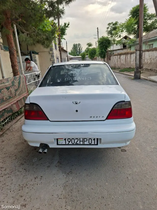 Daewoo Nexia 1996 · 1.6 MT
