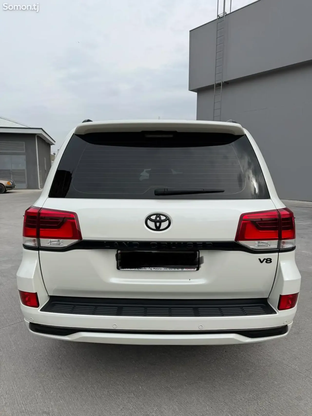 Toyota Land Cruiser 2018 · 4.5 AT