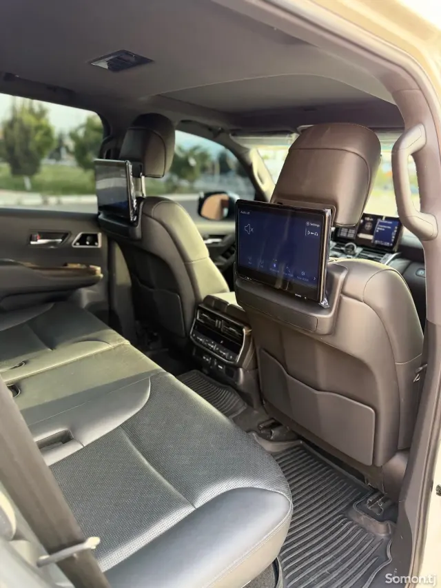 Toyota Land Cruiser 2021 · 4.0 AT
