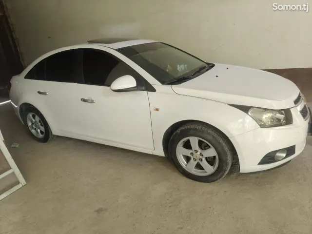 Chevrolet Cruze 2009 · 1.6 AT