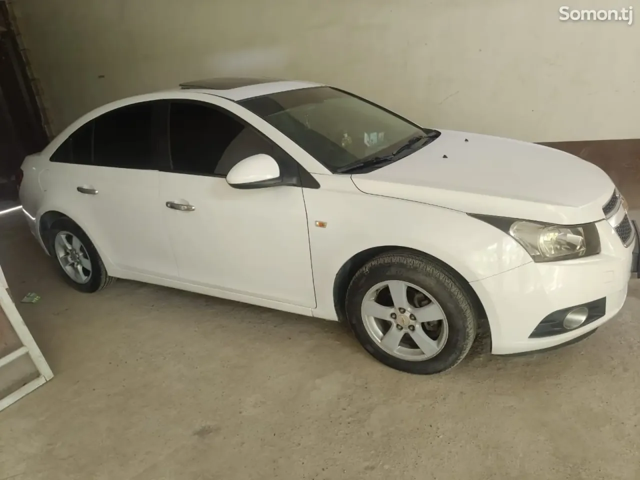 Chevrolet Cruze 2009 · 1.6 AT