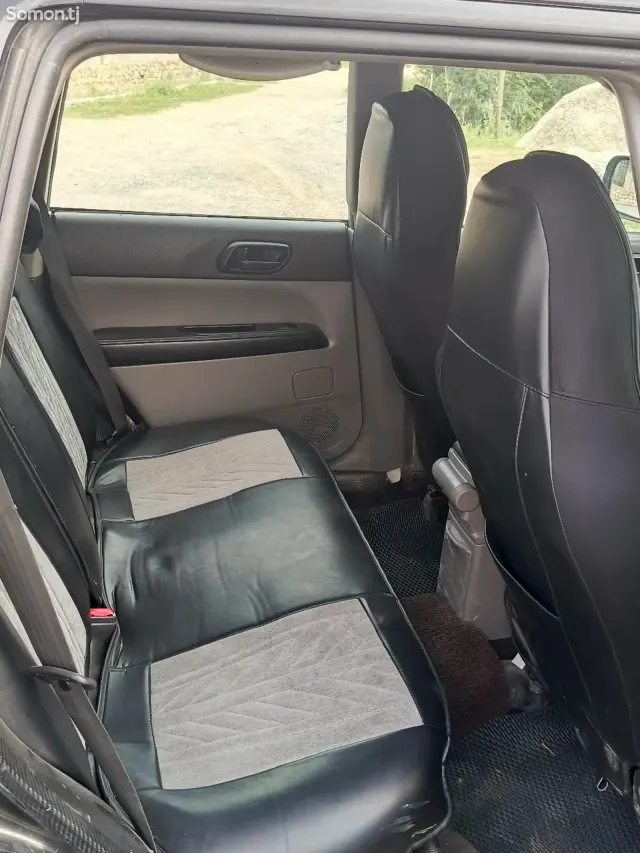 Subaru Forester 2006 · 2.0 AT