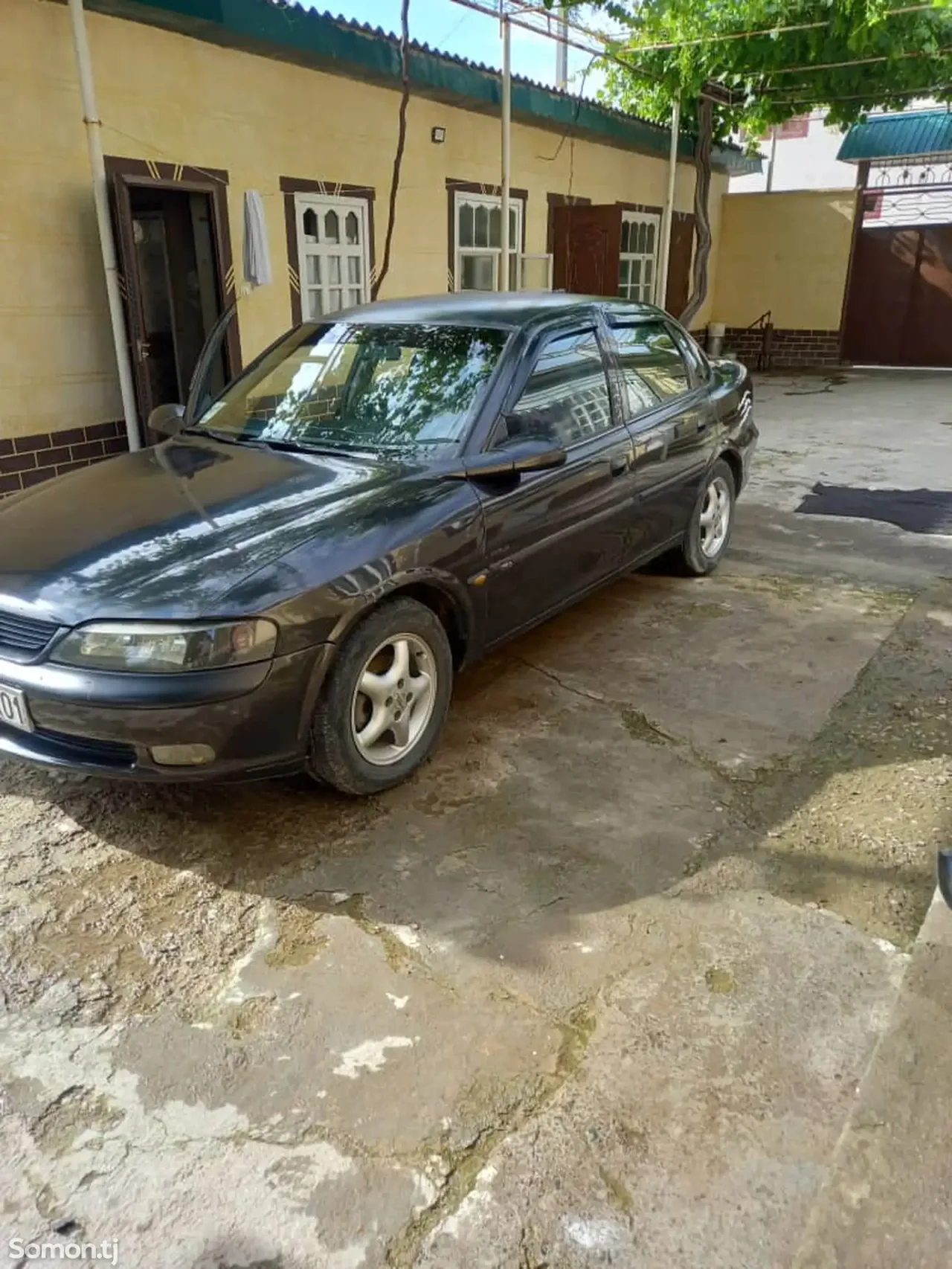 Opel Vectra B 1997 · 1.6 MT