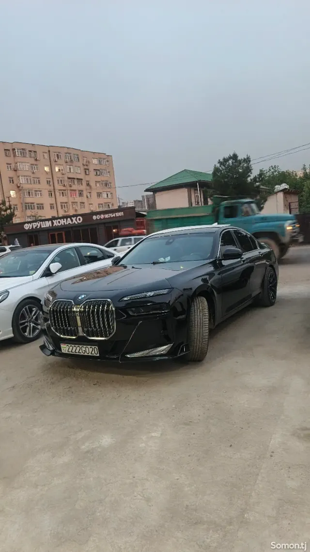 BMW 7 series 2014 · 3.0 AT