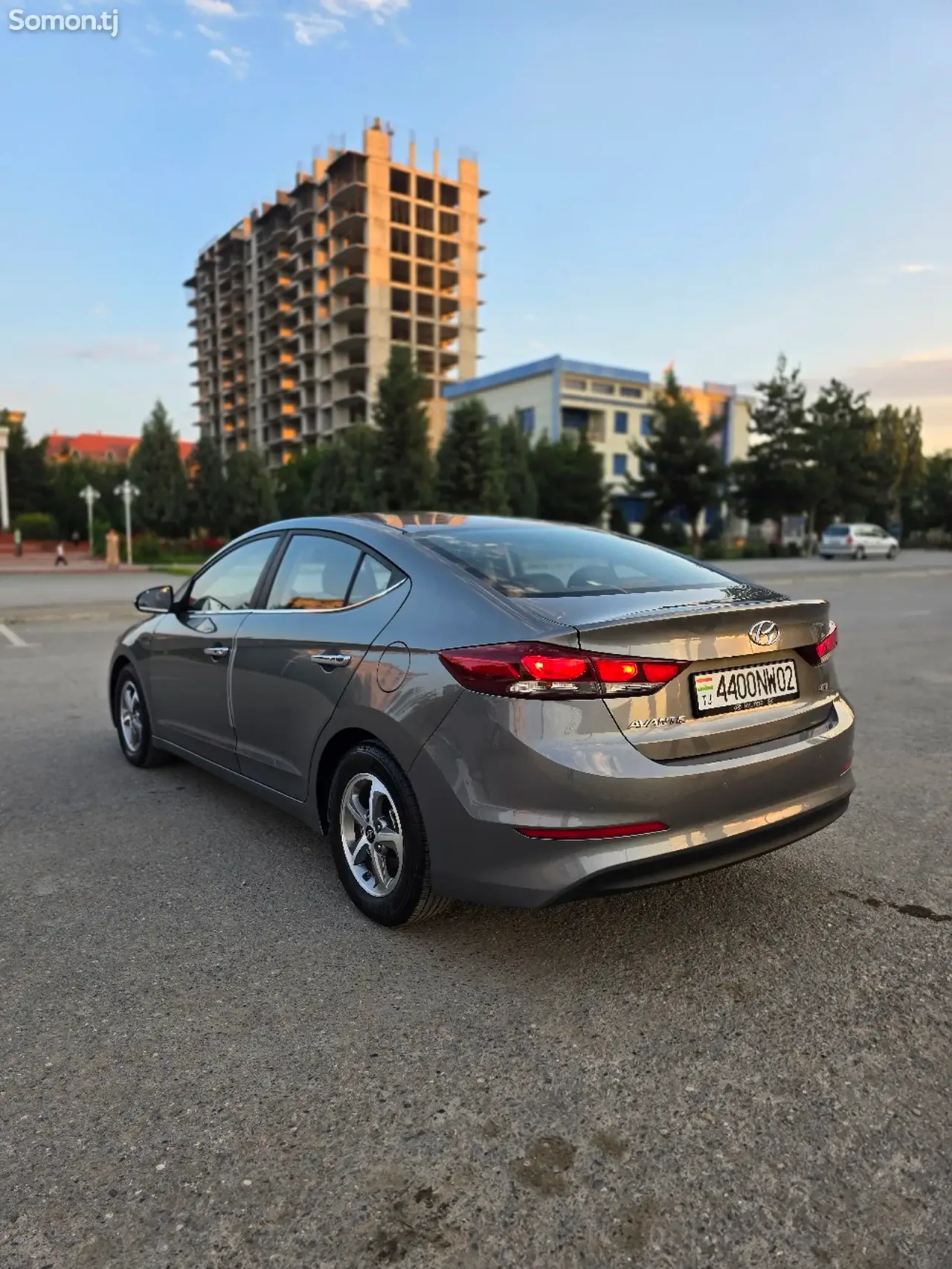 Hyundai Avante 2016 · 1.6 AT