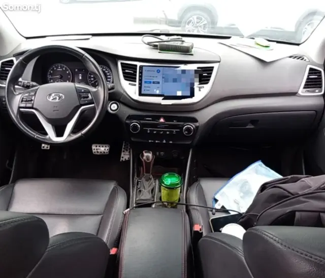 Hyundai Tucson 2015 · 2.0 AT