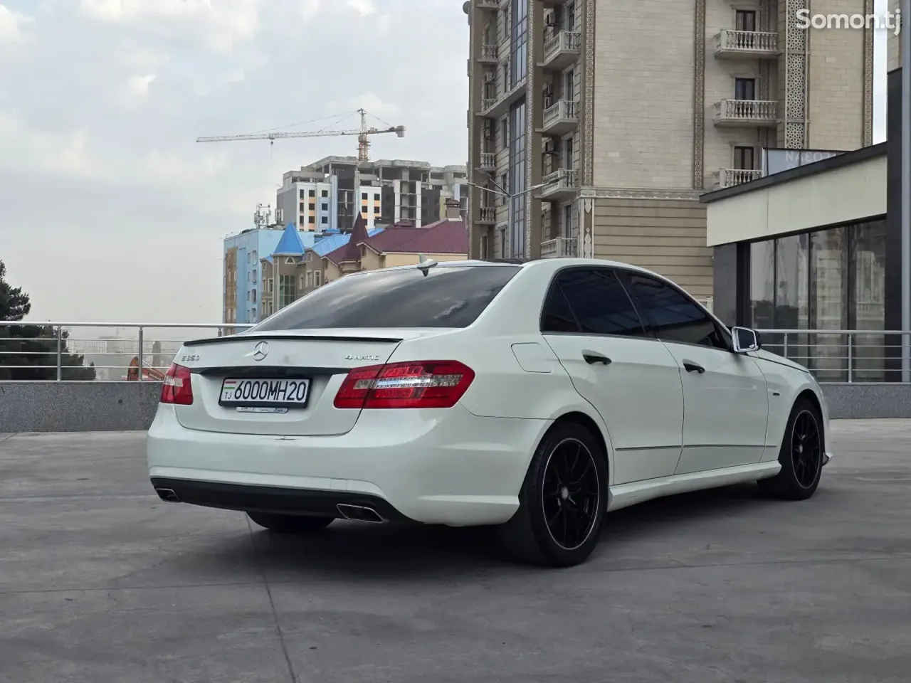 Mercedes-Benz E class 2012 · 3.5 AT