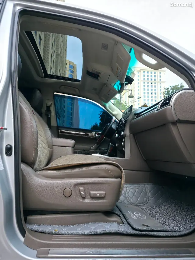 Lexus GX series 2016 · 4.6 AT