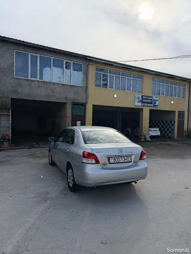 Toyota Belta 2006 · 1.3 AT