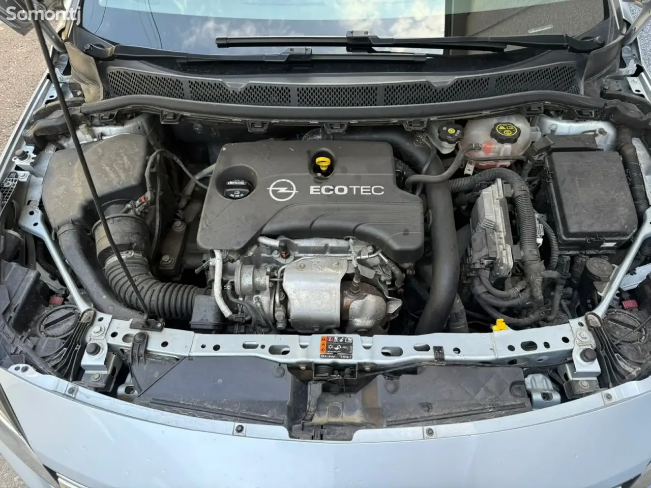 Opel Astra K 2016 · 1.1 MT