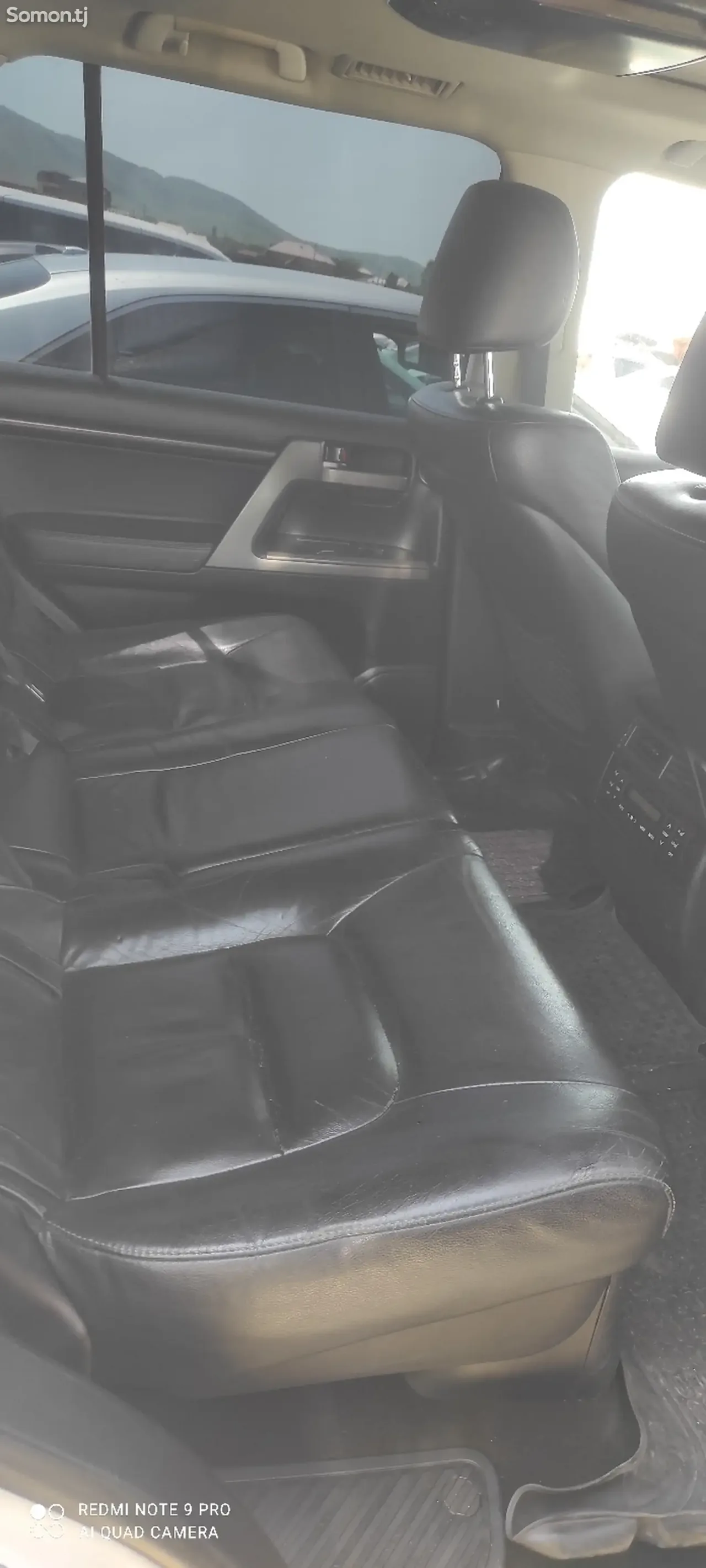 Toyota Land Cruiser 2012 · 4.5 AT
